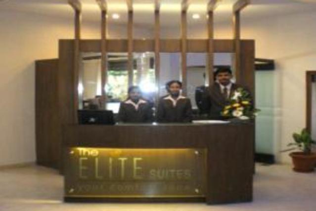 Hotel The Elite Suites Pune Quarto foto